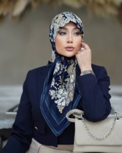 عکس محصول روسری قواره کوتاه ابریشم توییل