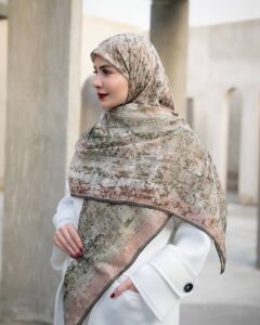 عکس محصول روسری نخی گارزا