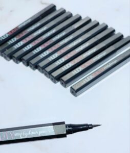 عکس محصول خط چشم ماژیکی 6 ضلعی مشکی اورجینال هدی بیوتی Huda Beauty