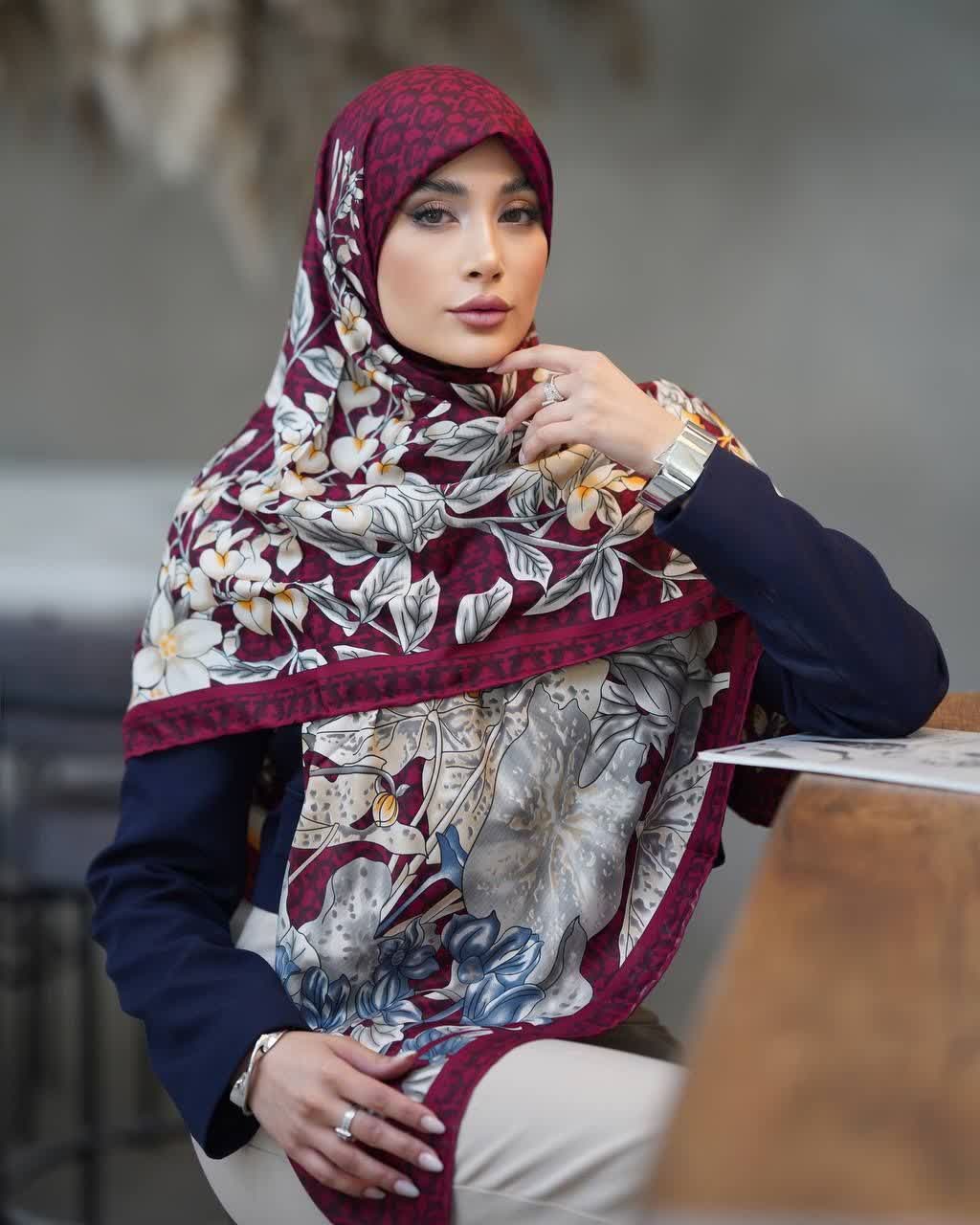 روسری ابریشم توییل