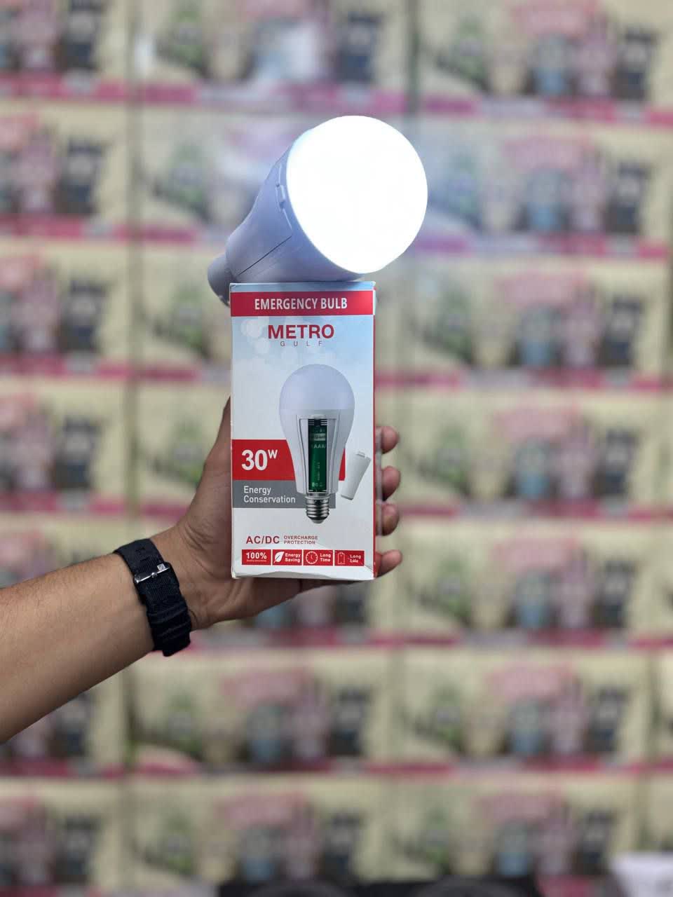 چراغ و لامپ برقی و اضطراری باطری خور مترو METRO GULF E27 8000K دارای گیره آویز کمپی اورجینال وارداتی