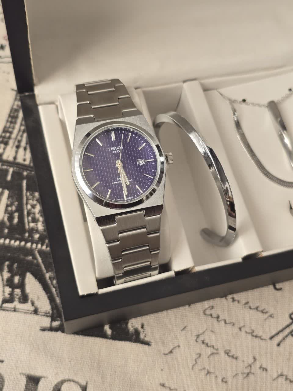 ست ساعت تیسوت TISSOT تقویم فعال و دستبند بنگل و گردنبند و انگشتر مردانه