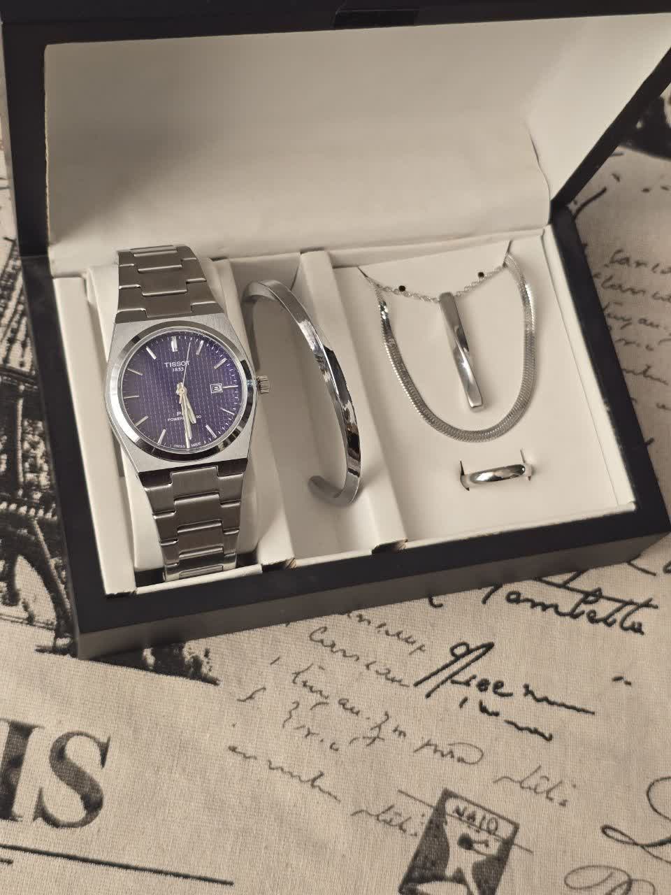 ست ساعت تیسوت TISSOT تقویم فعال و دستبند بنگل و گردنبند و انگشتر مردانه